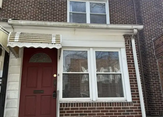 Property at 2711 S Alder St, Philadelphia, PA, 19148, 3 beds, 1 bath, [object Object]