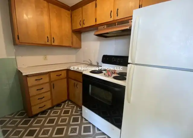 Property at 79 Essex St, Saugus, MA, 01906, 1 bed, 1 bath, [object Object]