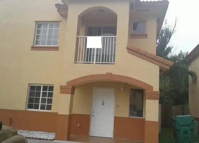 Property at 9549 NW 114th Ln, Hialeah Gardens, FL, 33018, 3 beds, 2 baths, [object Object]