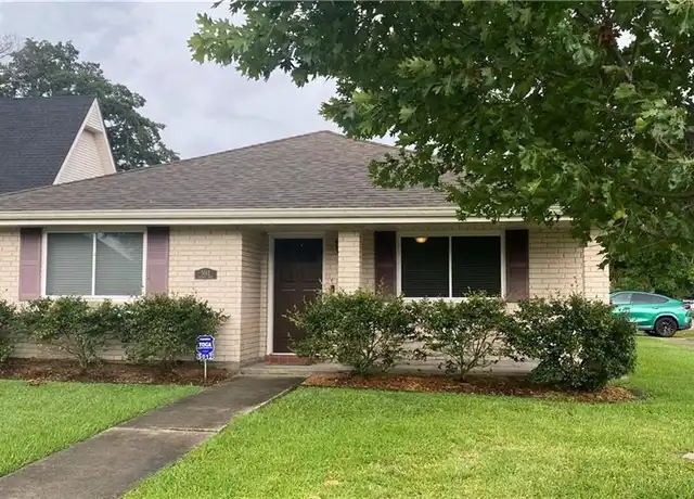 Property at 5012 Antonini Dr, Metairie, LA, 70006, 3 beds, 2 baths, [object Object]