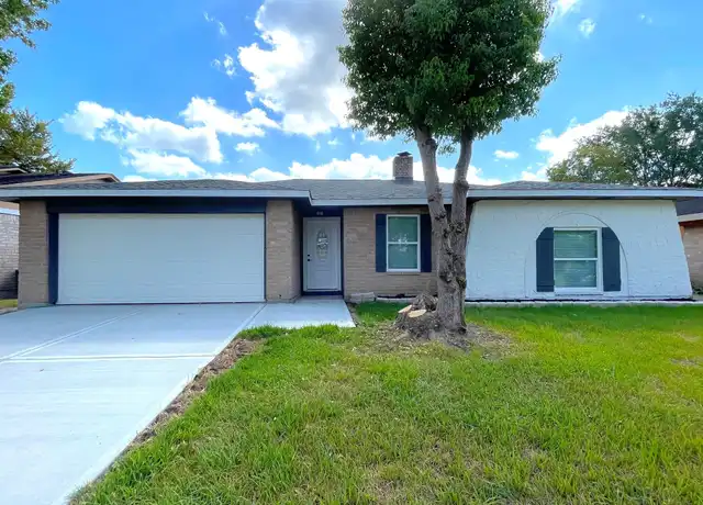 Property at 10015 Old Towne Ln, Sugar Land, TX, 77498, 3 beds, 2 baths, [object Object]