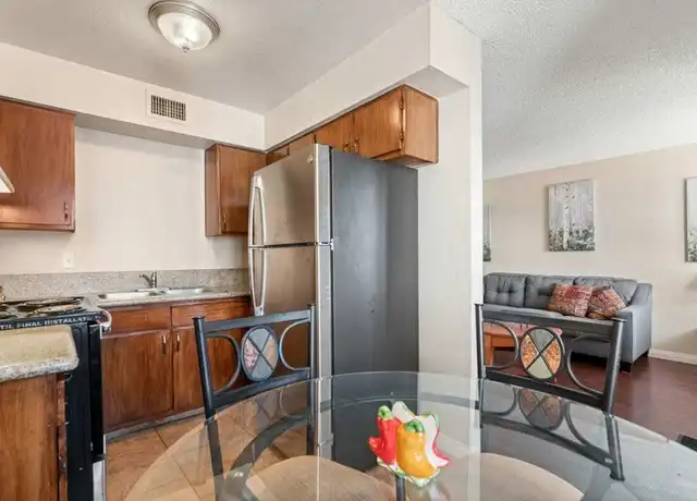 Property at Greenville Park Apartments - 3820 Pennwood Ave, Las Vegas, NV, 89102, 2 beds, 1 bath, [object Object]