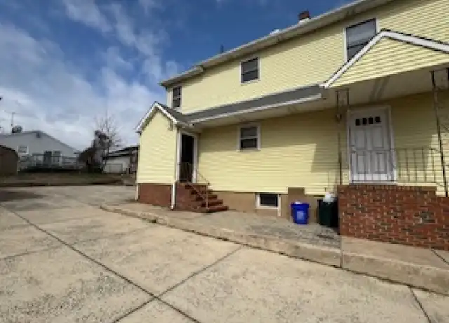 Property at 156 S 7th Ave, Manville, NJ, 08835, 1 bed, 1 bath, [object Object]