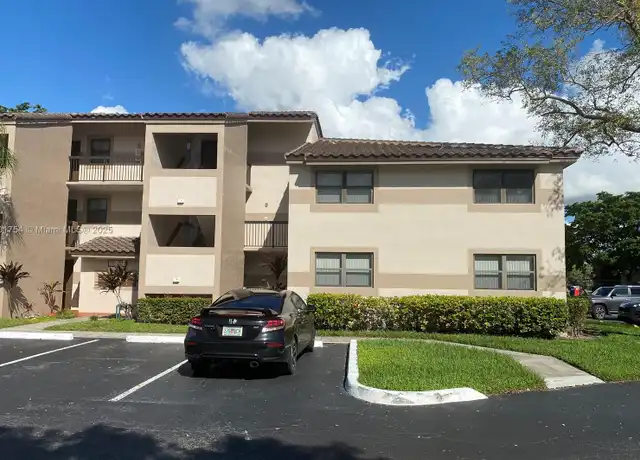 Property at 9939 Nob Hill Ct #9939, Sunrise, FL, 33351, 3 beds, 2 baths, [object Object]