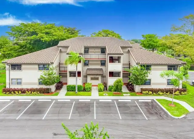 Property at 9939 Nob Hill Ct #9939, Sunrise, FL, 33351, 3 beds, 2 baths, [object Object]