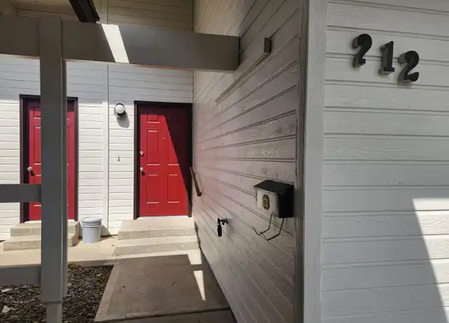 Property at 120 N Miller St Unit 212, Wenatchee, WA, 98801, 2 beds, 1.5 baths, [object Object]