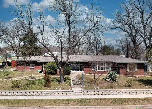Property at 901 Duncan Ave, Killeen, TX, 76541, 4 beds, 2 baths, [object Object]