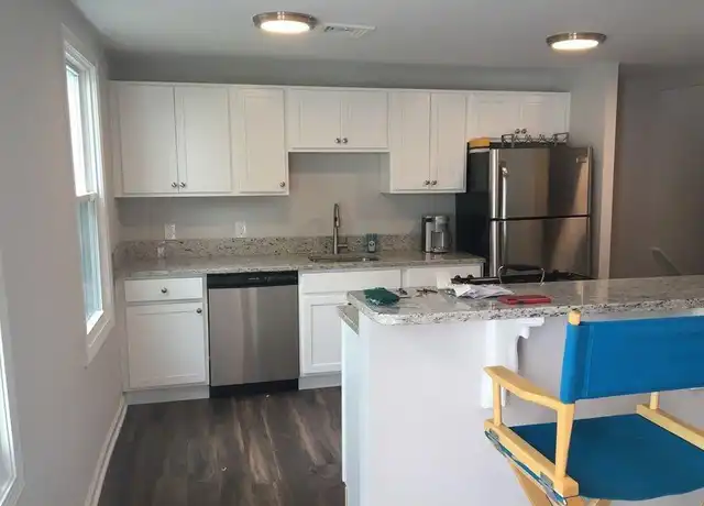 Property at 174 Greenwood Ave, Bethel, CT, 06801, 2 beds, 1 bath, [object Object]