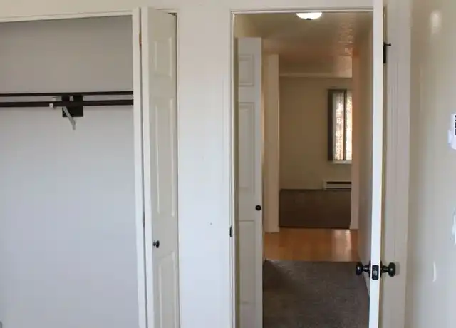 Property at 1580 NW Newport Ave Unit 18, Bend, OR, 97703, 2 beds, 1 bath, [object Object]