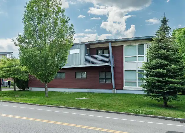 Property at 659 Dennett St Unit 3, Portsmouth, NH, 03801, 3 beds, 2.5 baths, [object Object]