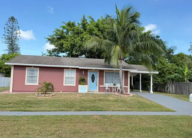 Property at 864 SE Festivo Ct, Port Saint Lucie, FL, 34983, 3 beds, 2 baths, [object Object]