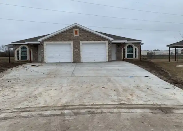 Property at 1310 B Calle de Bronce Unit B, Temple, TX, 76502, 3 beds, 2 baths, [object Object]