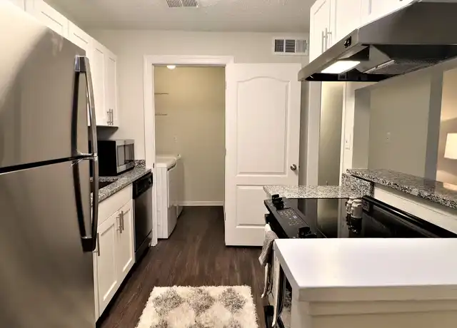 Property at Rosemont Vinings Ridge - 3200 Post Woods Dr, Atlanta, GA, 30339, 1-3 bed, 1-2.5 bath, [object Object]