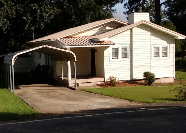 Property at 414 Airport Rd, Oxford, AL, 36203, 2 beds, 1 bath, [object Object]