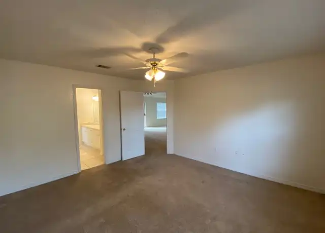 Property at 4250 Shadow Ln, Niceville, FL, 32578, 3 beds, 2 baths, [object Object]