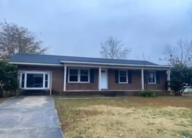 Property at 610 Freda Ct, Spring Lake, NC, 28390, 4 beds, 1.5 baths, [object Object]