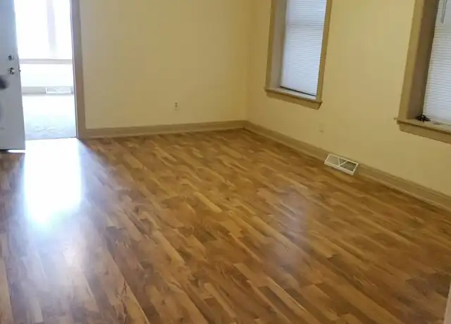 Property at 1241 W National Ave Unit 1241 6, Milwaukee, WI, 53204, 3 beds, 1 bath, [object Object]