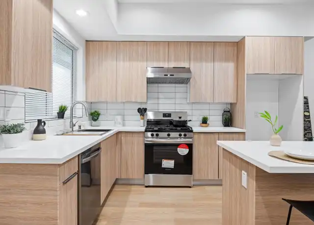 Property at 13857 Leffingwell Rd Unit 107, Whittier, CA, 90604, 1 bed, 1 bath, [object Object]