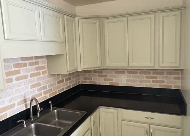 Property at 127 S 800 E #34, Salt Lake City, UT, 84102, 1 bed, 1 bath, [object Object]