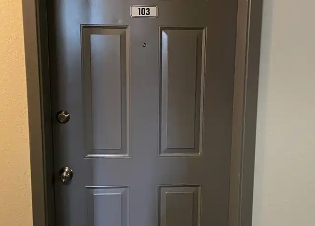 Property at 9542 9th Ave NW Unit 103, Seattle, WA, 98117, 1 bed, 1 bath, [object Object]