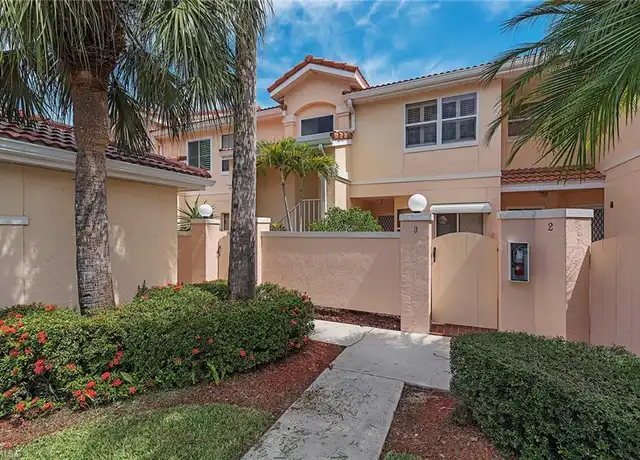 Property at 524 Woodshire Ln Unit E4, Naples, FL, 34105, 2 beds, 2 baths, [object Object]