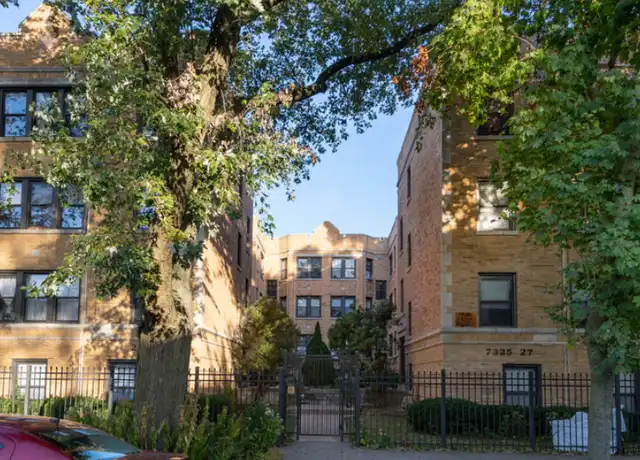 Property at 7327 N Honore St, Chicago, IL, 60626, 1 bed, 1 bath, [object Object]
