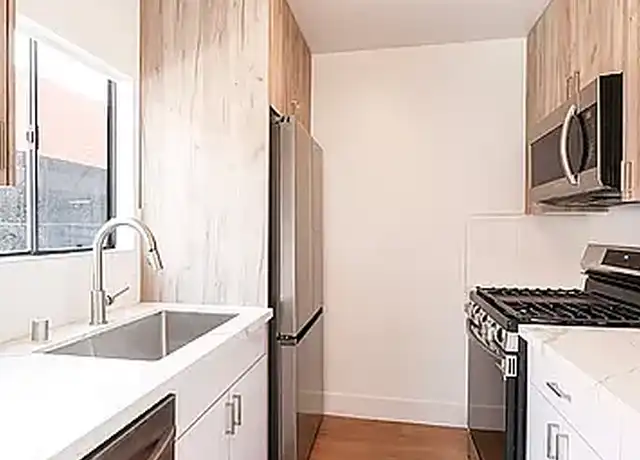 Property at 3758 Mentone Ave, Los Angeles, CA, 90034, 1 bed, 1 bath, [object Object]