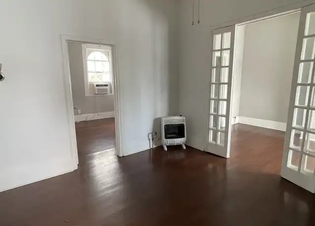 Property at 3222 Prytania St Unit K, New Orleans, LA, 70115, 2 beds, 2 baths, [object Object]