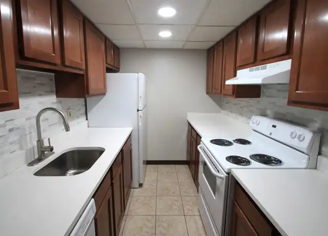 Property at 7168 Baptist Rd Unit 108, Bethel Park, PA, 15102, 1 bed, 1 bath, [object Object]