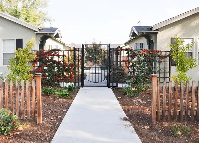 Property at 230 N Glenn Ave, Fresno, CA, 93701, 1 bed, 1 bath, [object Object]