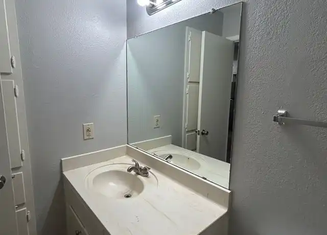 Property at 1120 James Ave Unit Brownstone 205, Waco, TX, 76706, 1 bed, 1 bath, [object Object]