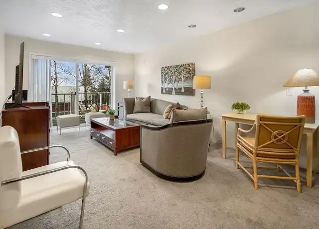 Property at Stringfellow 540, LLC - 540 L St, Anchorage, AK, 99501, 1 bed, 1 bath, [object Object]