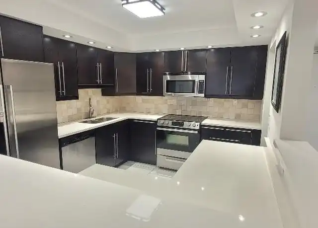 Property at 18051 Biscayne Blvd, Aventura, FL, 33160, 1 bed, 2 baths, [object Object]