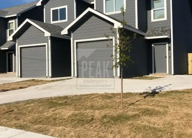 Property at 1612 Ash Crescent St, Fort Worth, TX, 76104, 2 beds, 1 bath, [object Object]