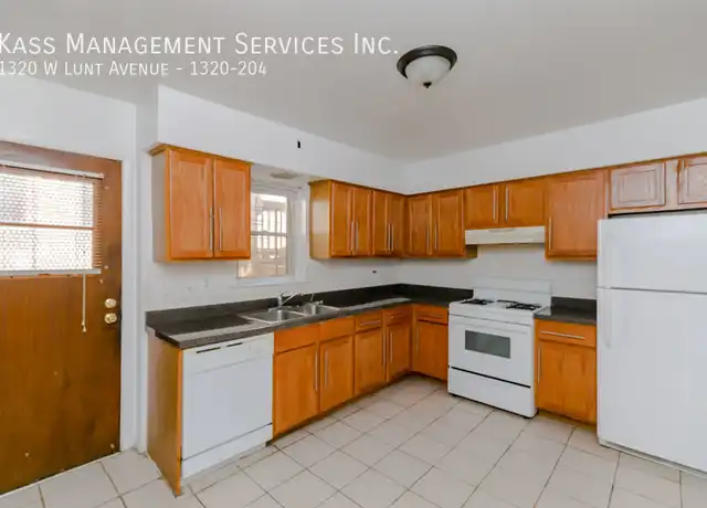 Property at 1320 W Lunt Ave Unit 1320-204, Chicago, IL, 60626, 3 beds, 2 baths, [object Object]
