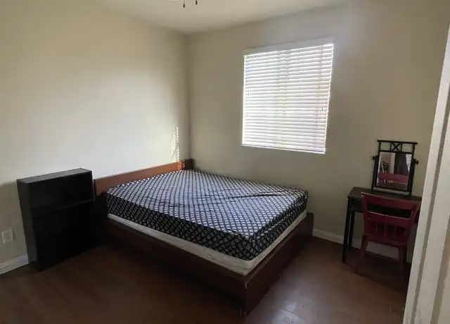 Property at 13668 Amberview Pl Unit 17, Corona, CA, 92880, 1 bed, 1 bath, [object Object]