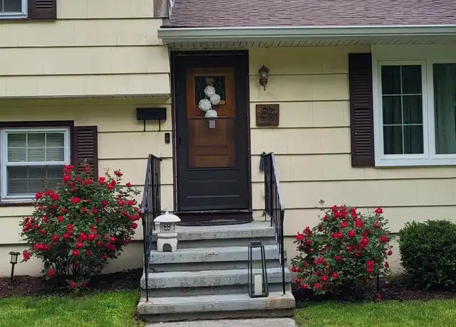 Property at 59 Jennings Ave, Bridgeport, CT, 06610, 3 beds, 1 bath, [object Object]