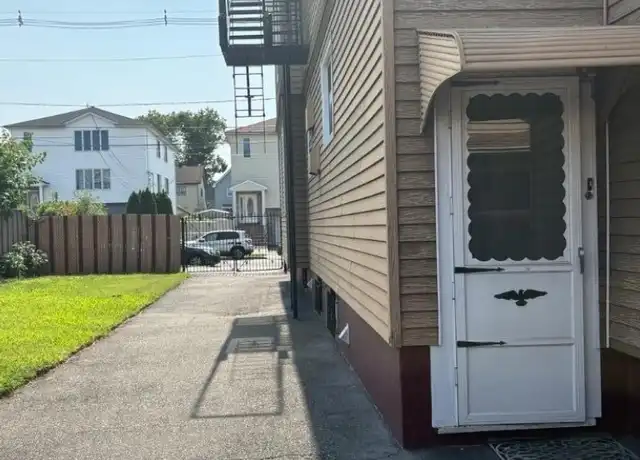Property at 15 Dayton St, Elizabeth, NJ, 07202, 2 beds, 1 bath, [object Object]