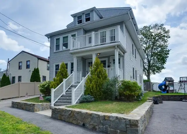 Property at 68 Green St Unit 68, Watertown, MA, 02472, 4 beds, 2 baths, [object Object]