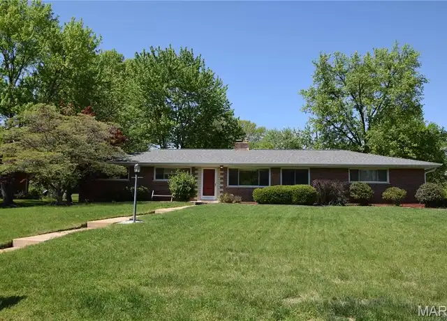 Property at 11817 Helta Dr, Saint Louis, MO, 63128, 3 beds, 3 baths, [object Object]