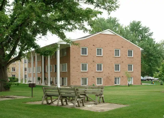Property at 8350 Fremont Ave S, Minneapolis, MN, 55420, 2 beds, 1 bath, [object Object]