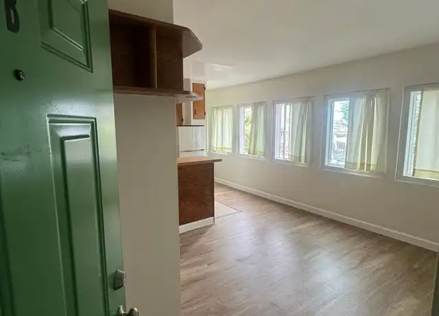 Property at 4313 Montalvo St Unit B, San Diego, CA, 92107, 1 bed, 1 bath, [object Object]