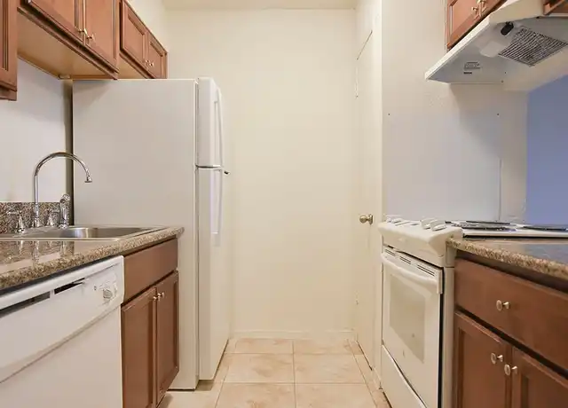 Property at Flowergate - 3400 Kent Ave, Metairie, LA, 70006, 1-2 bed, 1-2 bath, [object Object]