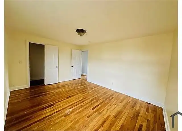 Property at 40 Standish Rd, Stamford, CT, 06902, 1 bed, 1 bath, [object Object]
