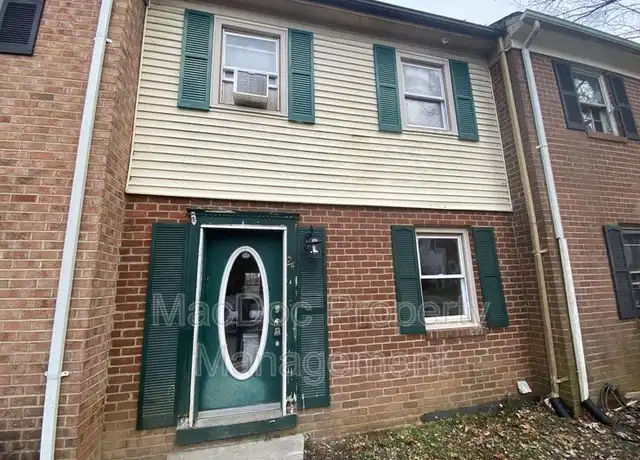 Property at 24 Bentley Ct, Fredericksburg, VA, 22408, 3 beds, 2.5 baths, [object Object]
