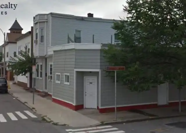 Property at 39 Cross St, Somerville, MA, 02145, 1 bed, 1 bath, [object Object]