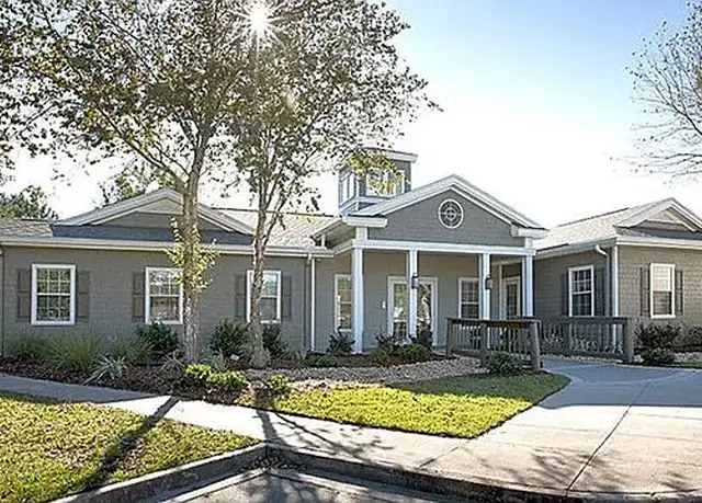 Photo of 1355 Bradley Blvd, Savannah, GA 31419