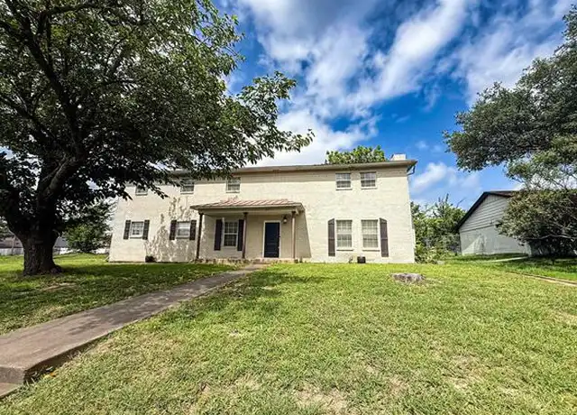 Property at 205 Stardust Ln, Desoto, TX, 75115, 5 beds, 2.5 baths, [object Object]