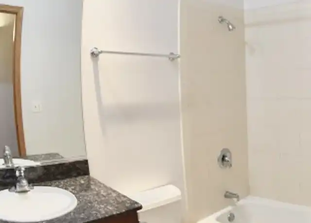 Property at 2551 N Southport Ave Unit 2, Chicago, IL, 60614, 2 beds, 2 baths, [object Object]