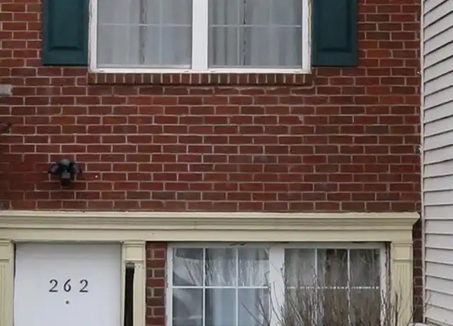 Property at 262 Matthews Dr #3207, Newark, NJ, 07103, 3 beds, 1 bath, [object Object]